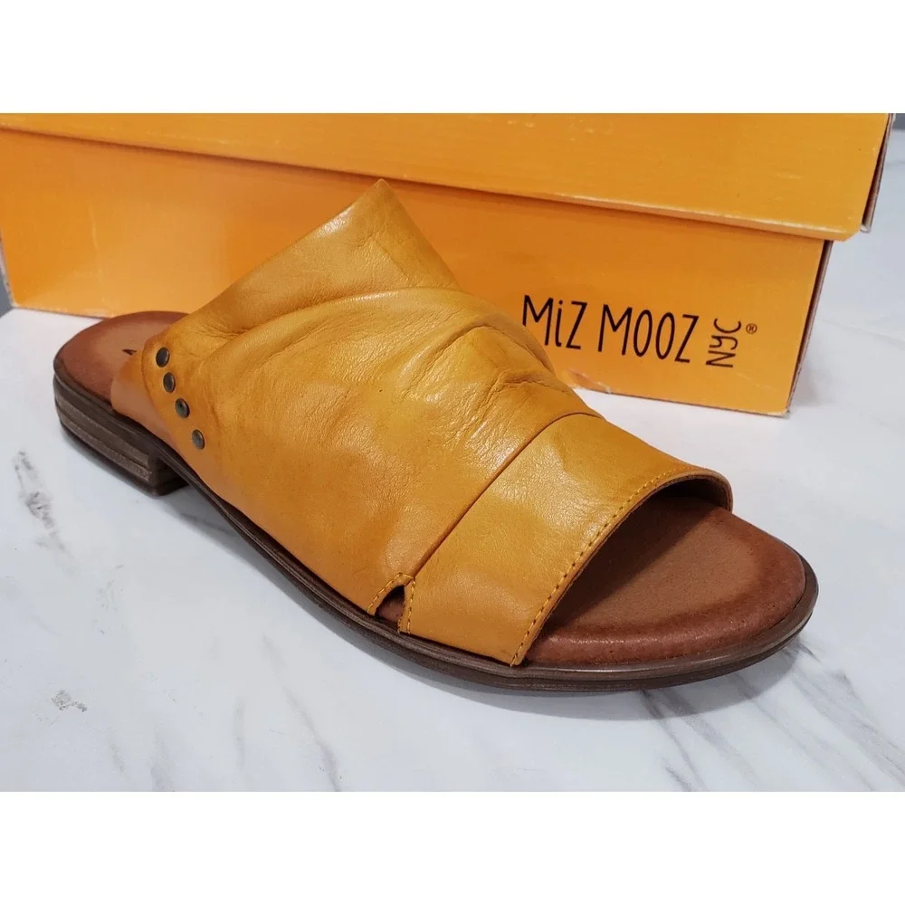 NEW EU 36 / US 6 WIDE WIDTH Miz Mooz Leather Slide Sandals Dandelion ochre brown